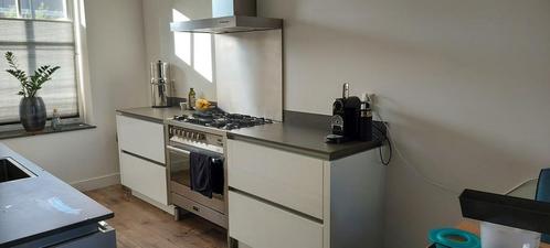 Oud keukenblok opknappen??????!, Huis en Inrichting, Keuken | Complete keukens, Zo goed als nieuw, Enkelwandige keuken, Wit, Ophalen