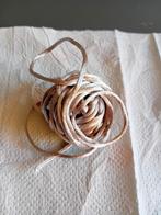 Satijn Koord - Beige/Wit - Nieuw, Ophalen of Verzenden, Nieuw, Draad