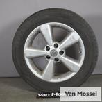 Nissan Qashqai Bridgestone 215/60/R17 96H, Auto-onderdelen, Banden en Velgen, Banden en Velgen, 17 inch, Personenwagen, Gebruikt