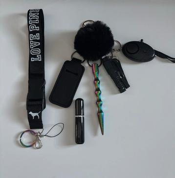 Zelfverdediging Sleutelhanger Set - Nieuw beschikbaar voor biedingen