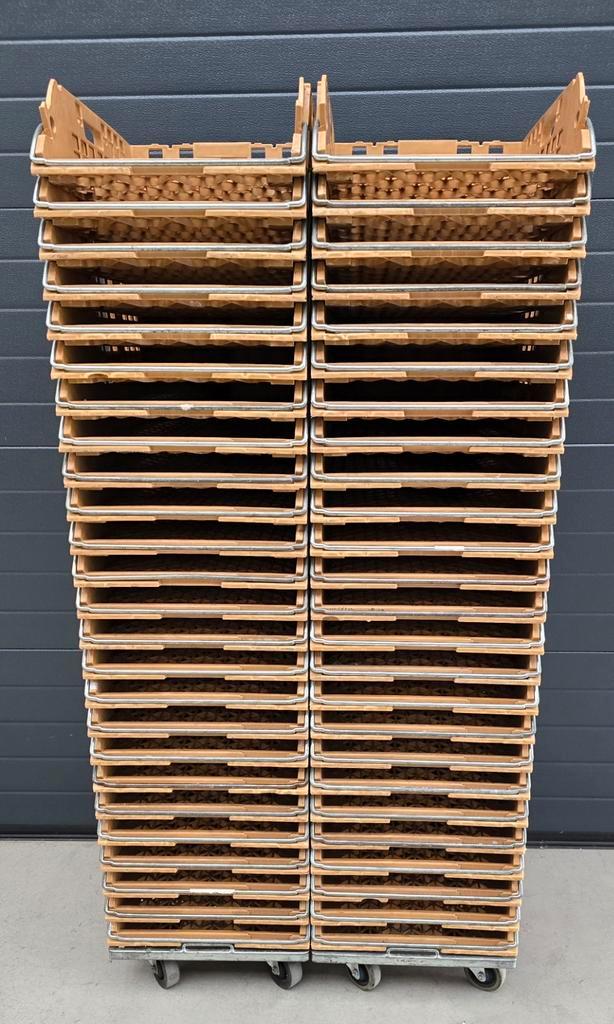 100 stuks broodkratten/Brobankratten, Doe-het-zelf en Verbouw, Kratten en Dozen, Gebruikt, Krat, Ophalen