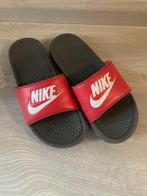 Nike slippers maat 38,5, Schoenen, Meisje, Ophalen of Verzenden, Zo goed als nieuw