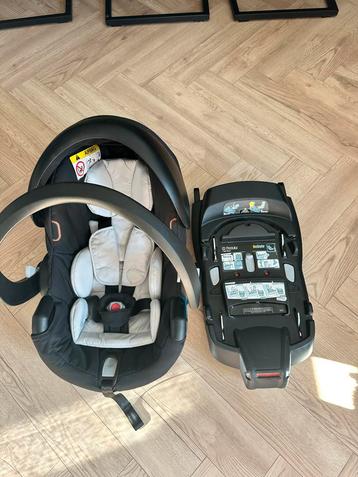 Stokke maxi cosi met isofix base beschikbaar voor biedingen