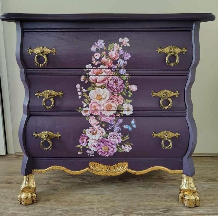 Schattig donkerpaars Buikkastje met Bloemen, Huis en Inrichting, Kasten | Ladekasten, Gebruikt, Minder dan 100 cm, 50 tot 100 cm