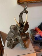 Antieke Bronse olifant gesigneerd door Belear., Ophalen of Verzenden, Brons