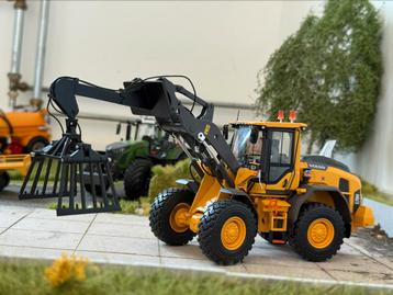 Stenenklem met jip voor shovel AT collections 1:32  beschikbaar voor biedingen