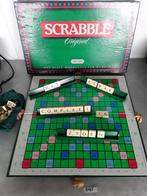 Scrabble groen met draaitafel, Hobby en Vrije tijd, Gezelschapsspellen | Bordspellen, Ophalen of Verzenden, Zo goed als nieuw