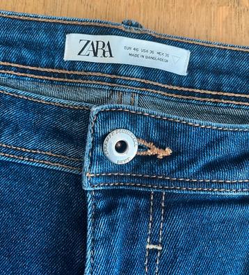 Korte blauwe jeans Zara beschikbaar voor biedingen