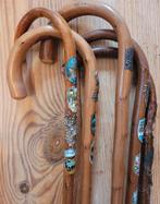 5 oude toeristische wandelstokken. Retro,vintage., Diversen, Wandelstokken, Gebruikt, Ophalen of Verzenden, Nvt, Nvt