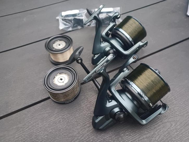 2x Shimano Speedmaster14000xtc + reservespoelen (nieuwstaat), Watersport en Boten, Hengelsport | Karpervissen, Zo goed als nieuw