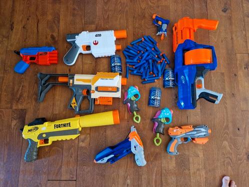 Nerfs 10 stuks met pijltjes en schietschijf, Kinderen en Baby's, Speelgoed | Buiten | Actiespeelgoed, Gebruikt, Ophalen of Verzenden
