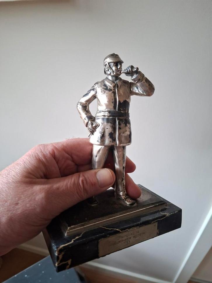 Verzilverd beeldje brandweer eerste prijs wedstijden, Verzamelen, Militaria | Algemeen, Nederland, Ophalen of Verzenden