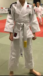 Essimo judopak maat 130, Sport en Fitness, Vechtsporten en Zelfverdediging, Judo, Maat XS of kleiner, Gebruikt, Ophalen of Verzenden