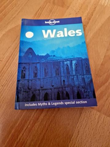 Lonely planet Wales eerste editie reisgid
