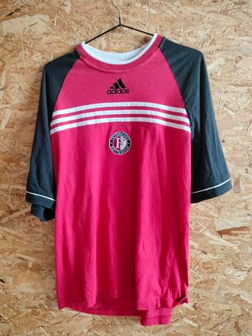 Feyenoord Rotterdam 90s t-shirt maat L beschikbaar voor biedingen