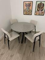 Ronde eettafel in uitstekende staat, Ophalen, Zo goed als nieuw