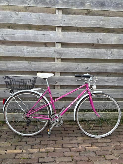 Vintage Peugeot Bretagne damesfiets – roze, Fietsen en Brommers, Fietsen | Dames | Sportfietsen en Toerfietsen, Gebruikt, Overige merken