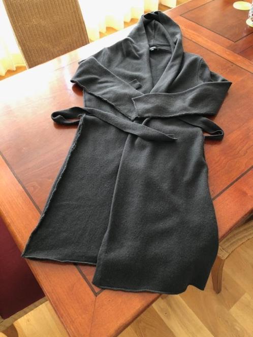 Moscow vest wol, Kleding | Dames, Truien en Vesten, Zo goed als nieuw, Maat 34 (XS) of kleiner, Grijs, Ophalen of Verzenden