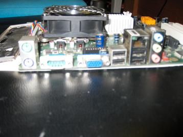 Compleet Fujitsu D2841-A11 GS3 beschikbaar voor biedingen