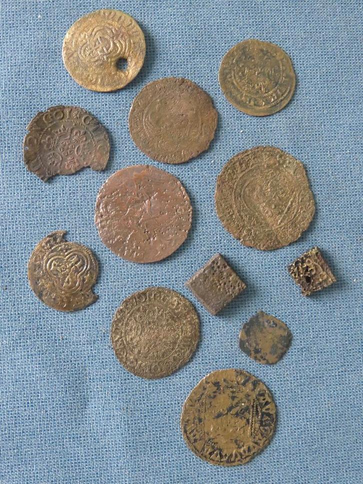 Middeleeuwen - rekenpenningen in koper - bodemvondsten, Antiek en Kunst, Antiek | Koper en Brons, Ophalen of Verzenden