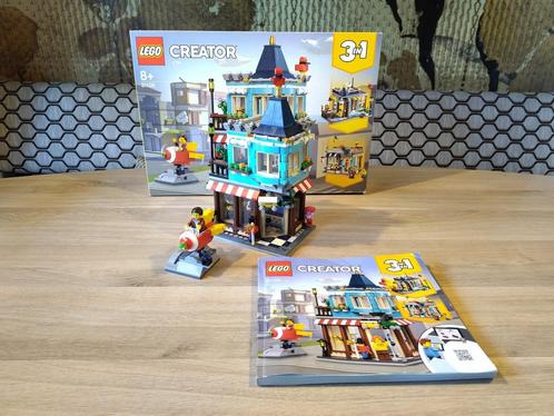 Lego creator 31105 Woonhuis en speelgoedwinkel COMPLEET, Kinderen en Baby's, Speelgoed | Duplo en Lego, Zo goed als nieuw, Lego