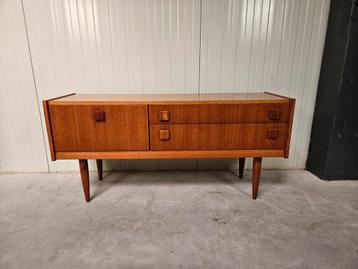 Vintage klein dressoir