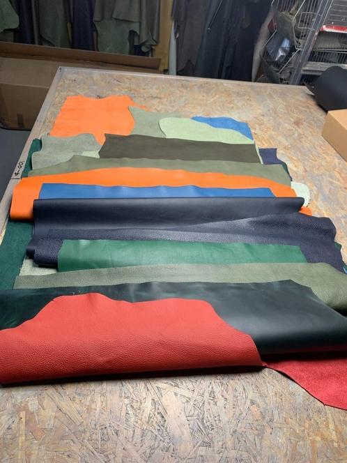 Effen en prints leren lappen/vellen/huiden, Hobby en Vrije tijd, Stoffen en Lappen, Nieuw, Leer of Kunstleer, 30 tot 120 cm, 30 tot 200 cm