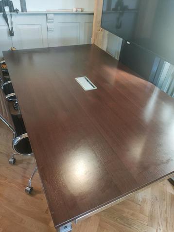 boardroom vergadertafel Wenge met Chroom beschikbaar voor biedingen