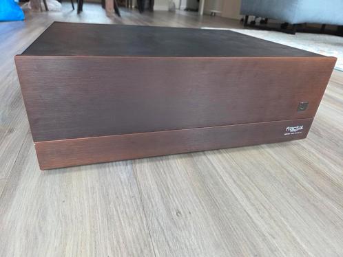 Fractal Design Node 605 – stijlvolle HTPC/AV server case, Computers en Software, Computerbehuizingen, Zo goed als nieuw, Ophalen