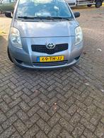 Toyota Yaris 1.3 16V Vvt-i 3DR MMT 2006 Grijs, Auto diversen, Schadeauto's, Automaat, 1298 cc, Ophalen of Verzenden, Zilver of Grijs