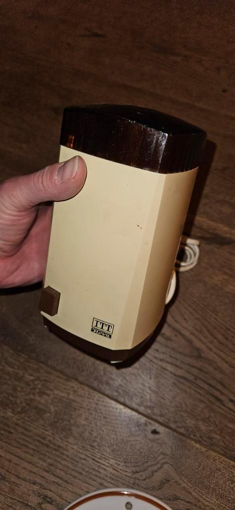 Vintage ITT Nova Koffiemolen, Antiek en Kunst, Antiek | Keukenbenodigdheden, Ophalen of Verzenden