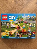 LEGO 60134 Plezier in het park, Kinderen en Baby's, Speelgoed | Duplo en Lego, Ophalen of Verzenden, Nieuw, Complete set, Lego