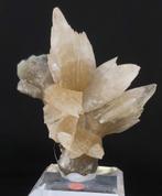 Calciet, Verzamelen, Mineralen en Fossielen, Ophalen of Verzenden, Mineraal