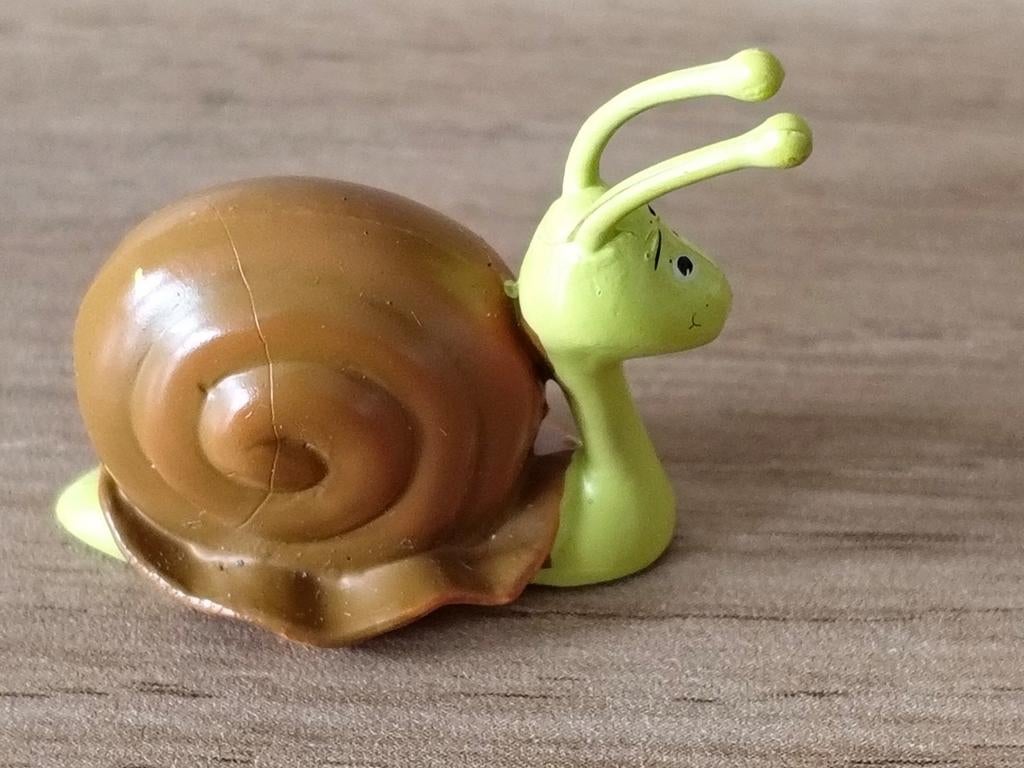 SHELBY DE SLAK*MAJA DE BIJ*STUDIO 100*SLAKJE, Verzamelen, Poppetjes en Figuurtjes, Verzenden, Zo goed als nieuw