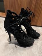 YVES SAINT LAURENT hakken suède 39,5 origineel zgan, Kleding | Dames, Schoenen, Zwart, Saint Laurent, Ophalen of Verzenden, Zo goed als nieuw