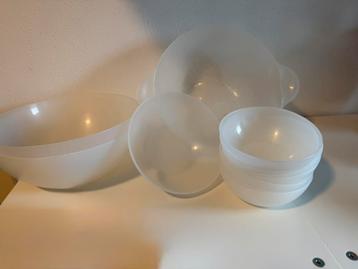 Camping servies beschikbaar voor biedingen