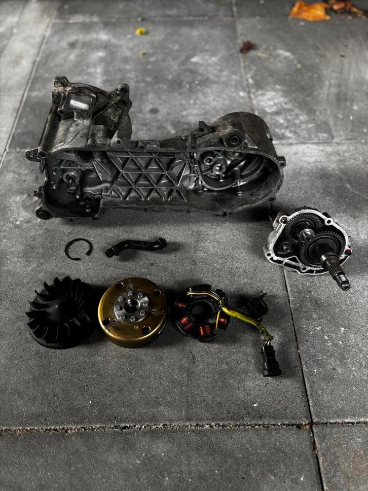 2T Piaggio blok Zip/Vespa, Fietsen en Brommers, Scooters | Piaggio, Zo goed als nieuw, Overige modellen, Tweetakt, Ophalen of Verzenden