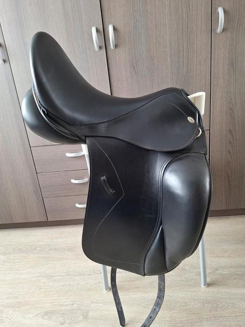 Kentaur Afrodite dressuurzadel, Dieren en Toebehoren, Paarden en Pony's | Zadels, Zo goed als nieuw, Dressuur, Ophalen of Verzenden