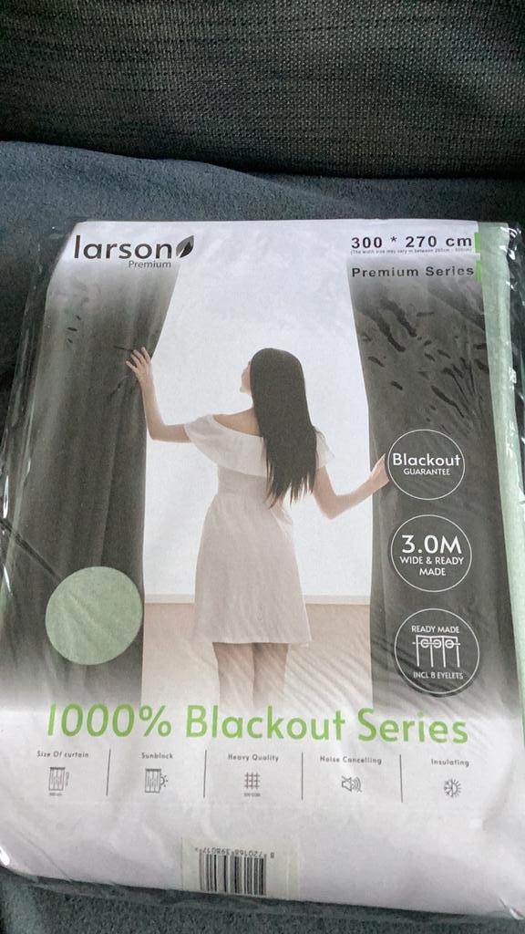 Larson Premium - Gordijnen -3mx2.7m - Ringen - Pastel groen, Huis en Inrichting, Stoffering | Gordijnen en Lamellen, Nieuw, 200 cm of meer