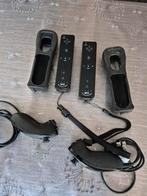 Setje 2 wii zwarte  motionplus controllers en Nunchuck s, Gebruikt, Overige genres, 1 speler, Ophalen of Verzenden