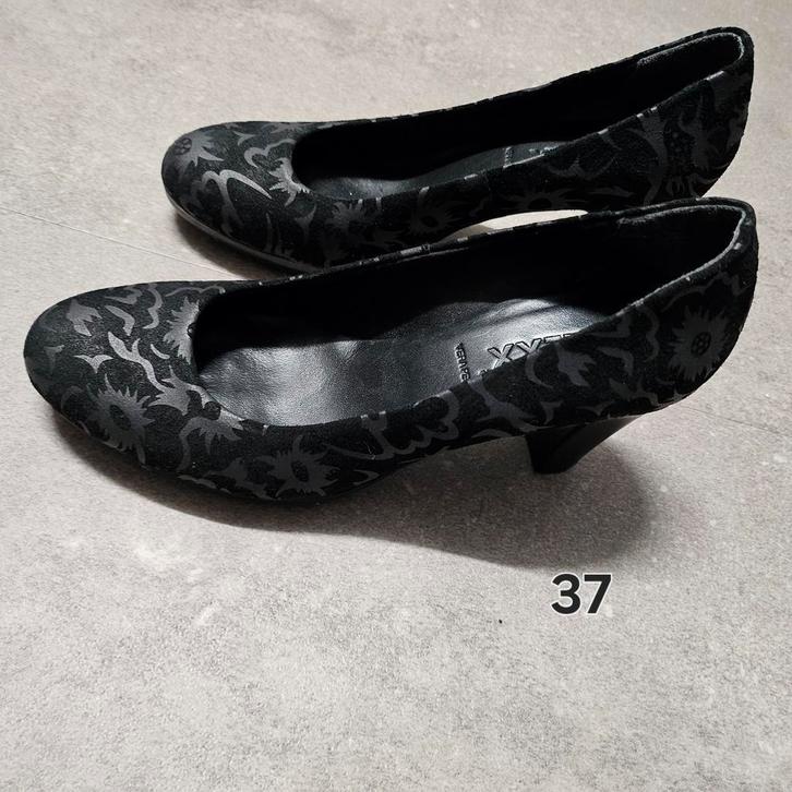 Flexx pumps zwart met print, maat 37, Kleding | Dames, Schoenen, Zo goed als nieuw, Pumps, Zwart, Ophalen of Verzenden