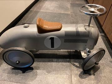 Te koop loop auto beschikbaar voor biedingen
