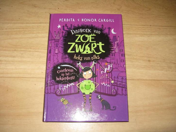 Zoë Zwart - Overleven op het heksenfeest, Boeken, Kinderboeken | Jeugd | 10 tot 12 jaar, Gelezen, Ophalen of Verzenden