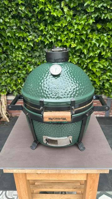 Big Green Egg MiniMax inclusief meubel en accessories beschikbaar voor biedingen