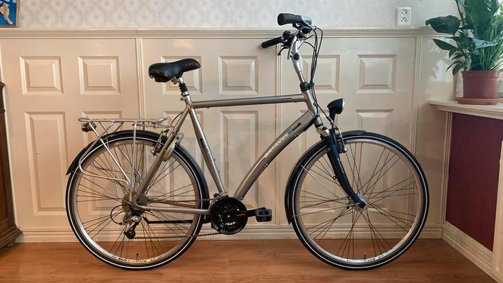 Batavus OnTrack 61cm frame 24 vers heren toerfiets, Fietsen en Brommers, Fietsen | Heren | Sportfietsen en Toerfietsen, Zo goed als nieuw