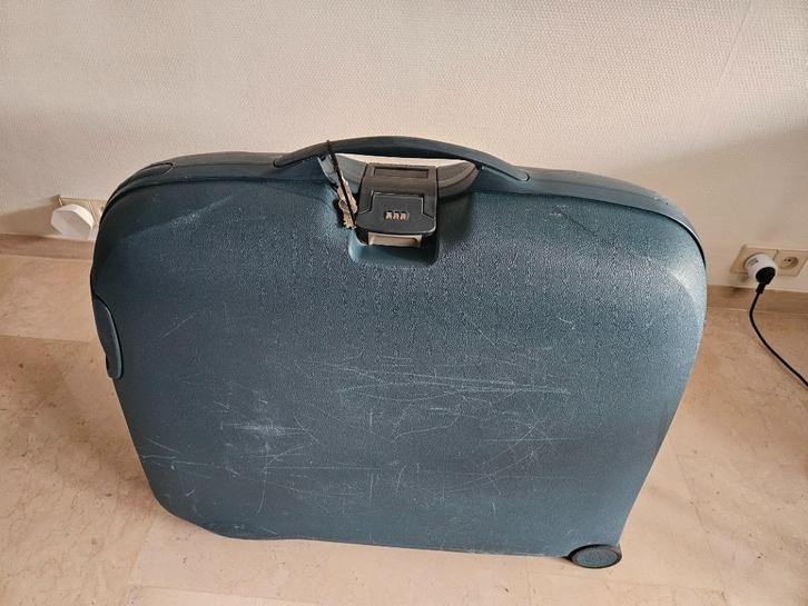 Samsonite reiskoffer, Sieraden, Tassen en Uiterlijk, Koffers, Gebruikt, Hard kunststof, 70 cm of meer, 45 tot 55 cm, Slot, Wieltjes