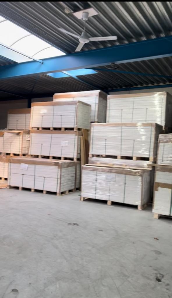 Floor2Day 20.000m2 eiken vloeren voorraad Zat en Zon open, Doe-het-zelf en Verbouw, Vloerdelen en Plavuizen, Zo goed als nieuw