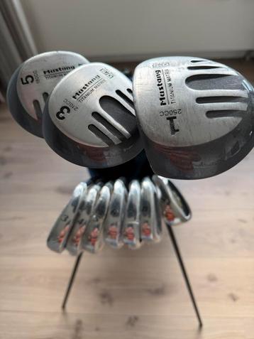 Golfset Powerbilt TPS 8.0 met tas en 10 clubs. beschikbaar voor biedingen