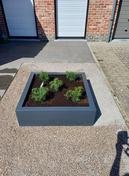 Stalen antracietkleurige bloembakken, Tuin en Terras, Bloembakken en Plantenbakken, Nieuw, Metaal, Tuin, 30 tot 60 cm, 100 cm of meer