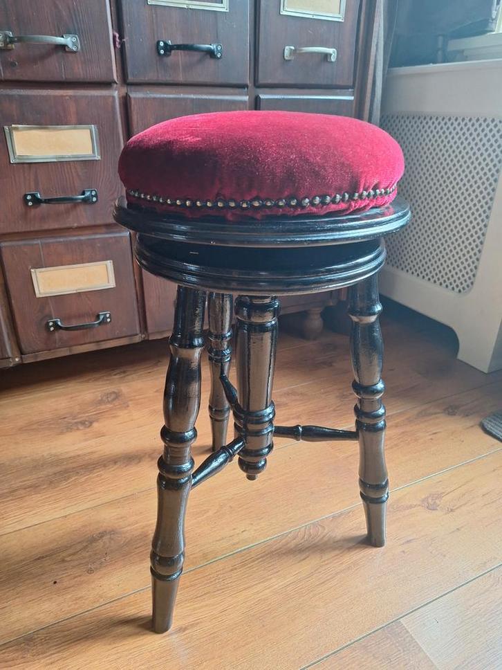 (2)Antieke Verstelbare Pianokruk/Draaibare Kruk, Antiek en Kunst, Curiosa en Brocante, Ophalen of Verzenden